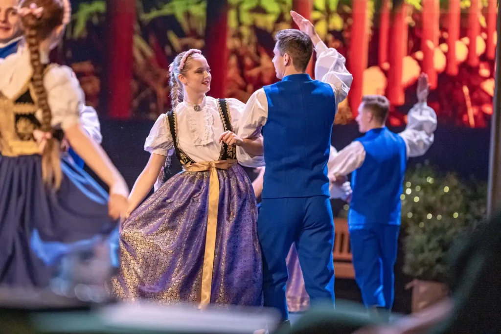 Fot. Jacek Myjkowski – Koncert Jubileuszowy – 40 lat Zespołu Pieśni i Tańca AWF Wrocław „Kalina”