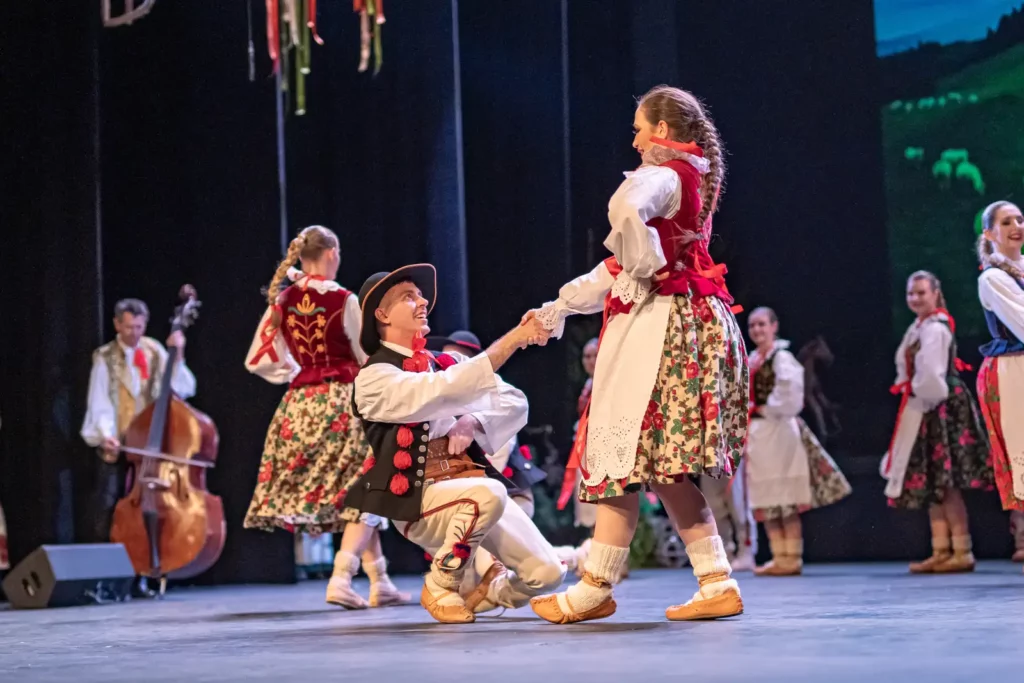 Fot. Jacek Myjkowski – Koncert Jubileuszowy – 40 lat Zespołu Pieśni i Tańca AWF Wrocław „Kalina”